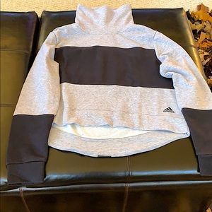Adidas Sweatshirt